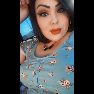 Meet your Posher, Evalie